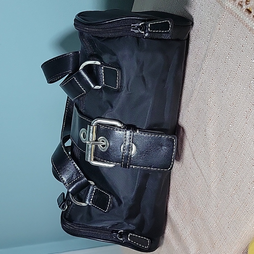 Gloria Vanderbilt Vinyl Barrel Handbag